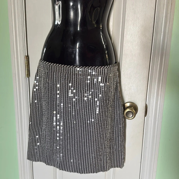 Michael Kors Striped Sequin Mini Skirt Size 2 - Picture 8 of 8